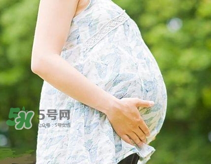 孕期為什么會(huì)水腫？孕期手腳腫怎么辦？