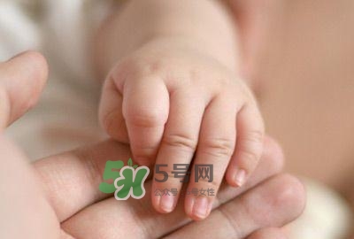 生孩子前要準(zhǔn)備什么？生孩子一般要多久？