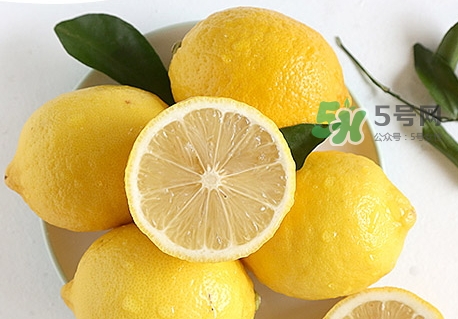 檸檬不能和什么一起吃_檸檬不可以和什么同吃 檸檬不能和什么一起吃_檸檬不可以和什么同吃