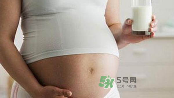 孕婦補(bǔ)鈣過(guò)量會(huì)有什么癥狀？孕婦補(bǔ)鈣過(guò)量有什么害處？