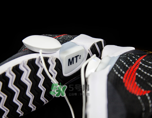 nike hyperadapt 1.0怎么充電？耐克自動(dòng)系鞋帶鞋要充電嗎？