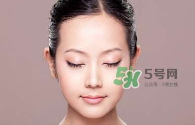 油性皮膚可以用橄欖油嗎？橄欖油擦臉有什么好處？