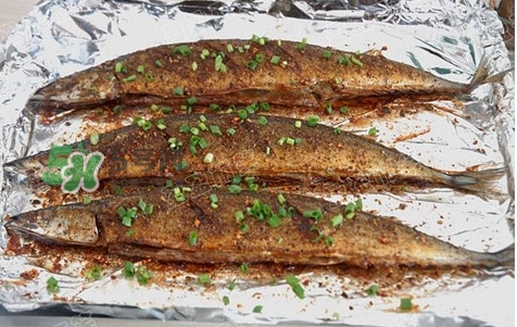 秋刀魚怎么烤好吃？用烤箱烤秋刀魚多少溫度合適
