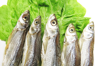 刁子魚是秋刀魚嗎？刁子魚是海魚嗎？