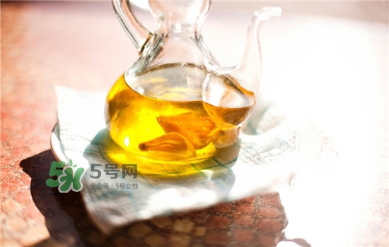 橄欖油白糖面膜怎么做？橄欖油加白糖面膜的功效