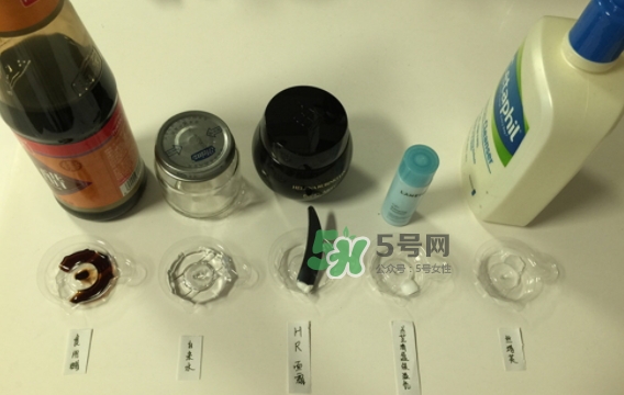 hr黑繃帶對(duì)痘痘有用嗎？赫蓮娜黑繃帶面霜使用心得