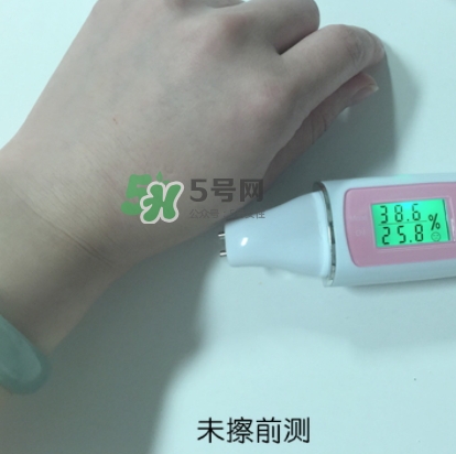 hr黑繃帶對(duì)痘痘有用嗎？赫蓮娜黑繃帶面霜使用心得