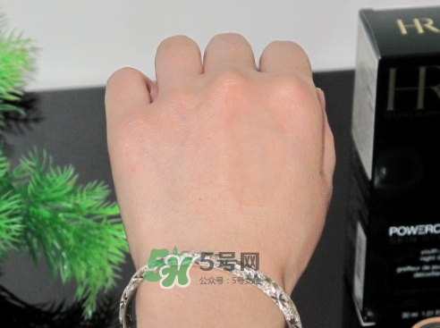 綠寶瓶和小棕瓶哪個好？綠寶瓶和小棕瓶對比