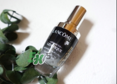 綠寶瓶和小黑瓶哪個好？綠寶瓶和小黑瓶對比