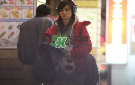 賀軍翔的老婆的是誰？賀軍翔的妻子叫什么