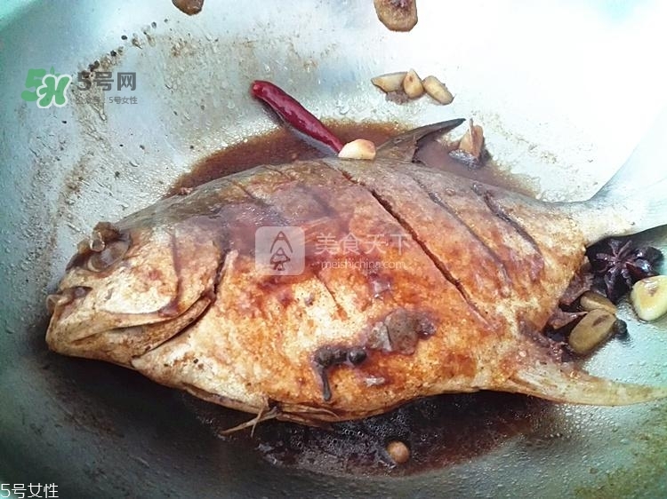 金鯧魚的營養(yǎng)價值 金鯧魚的功效作用 金鯧魚的營養(yǎng)價值 金鯧魚的功效作用