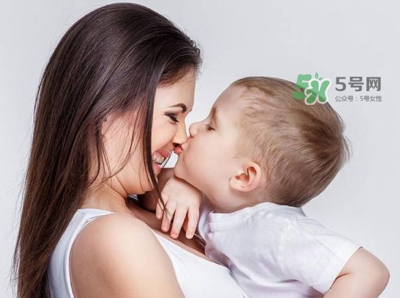 剖腹產(chǎn)疤痕增生怎么辦？剖腹產(chǎn)疤痕增生的原因