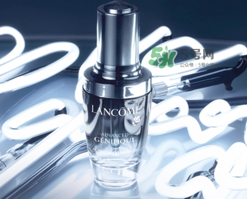 小黑瓶和神仙水哪個好？小黑瓶和神仙水哪個先用順序