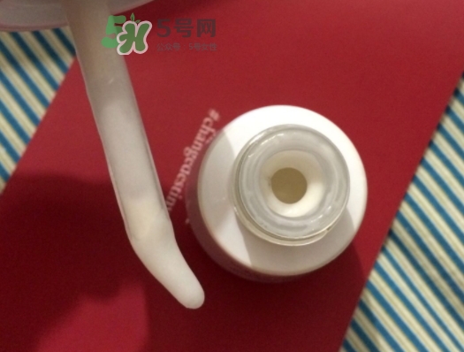 神仙水和小燈泡哪個好？神仙水和小燈泡使用順序