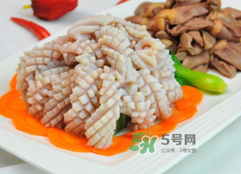 焯魷魚是冷水還是開水？魷魚為什么要焯水