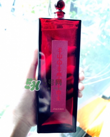 資生堂紅色蜜露搭配什么乳液？紅色蜜露搭配什么使用