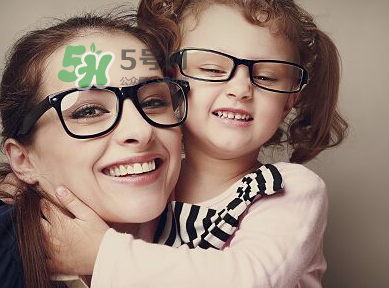 寶寶看電視對(duì)眼睛有影響嗎？寶寶看電視會(huì)近視眼嗎？