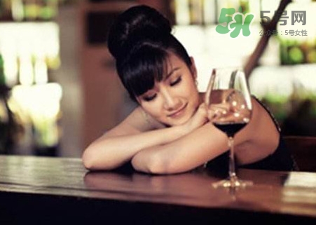 心碎綜合癥會(huì)導(dǎo)致猝死嗎？心碎綜合癥有哪些危害