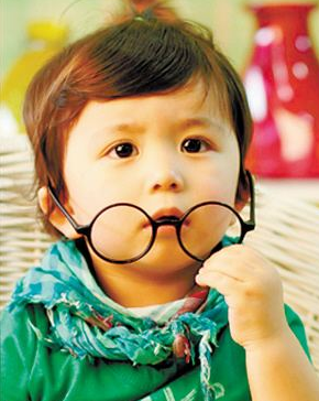 寶寶多大可以看電視？寶寶能看電視嗎？