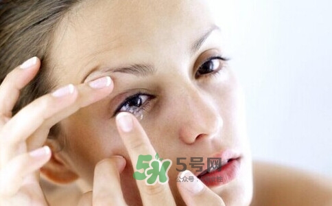 配個隱形眼鏡多少錢？隱形眼鏡日拋多少錢