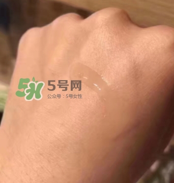 小燈泡和科顏氏淡斑精華哪個好？sk2小燈泡和淡斑精華對比