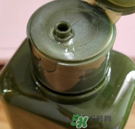 悅木之源菌菇水是爽膚水嗎？悅木之源菌菇水是精華嗎