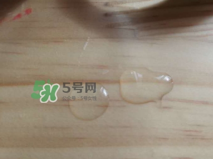 悅木之源菌菇水是爽膚水嗎？悅木之源菌菇水是精華嗎