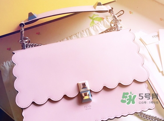 芬迪kan i手袋真假怎么辨別_fendi kan i手袋真假對比圖 芬迪kan i手袋真假怎么辨別_fendi kan i手袋真假對比圖