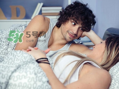 男人騙你上床最常說的甜言蜜語 如何分辨男人是否真心愛你 男人騙你上床最常說的甜言蜜語 如何分辨男人是否真心愛你