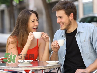 男人騙你上床最常說的甜言蜜語 如何分辨男人是否真心愛你 男人騙你上床最常說的甜言蜜語 如何分辨男人是否真心愛你