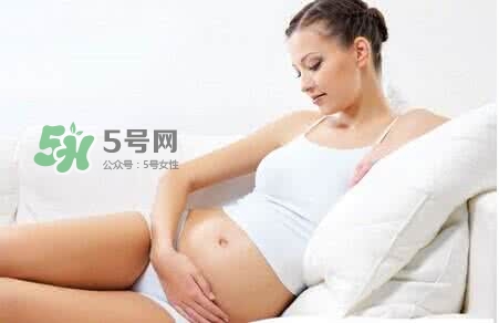 羊水栓塞發(fā)生在什么時候？羊水栓塞癥狀