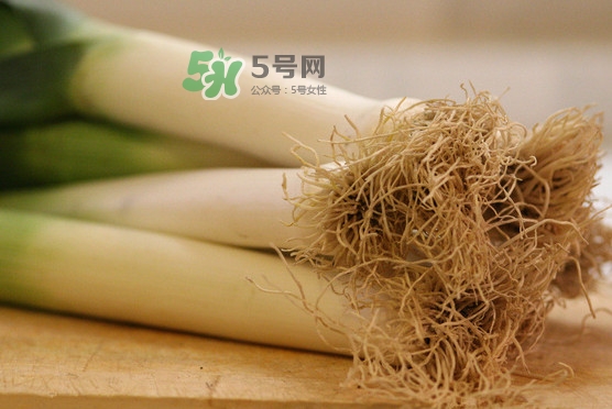 大蔥有病毒怎么去除？大蔥有黃點(diǎn)是什么原因