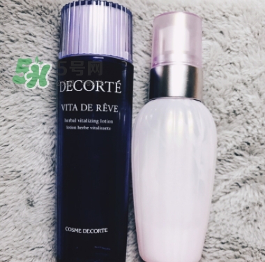 紫蘇水和牛油果乳液使用順序 紫蘇水和牛油果乳液怎么用？