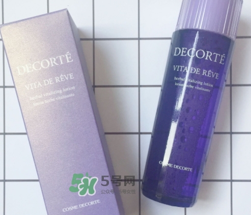 黛珂紫蘇水和sk2神仙水哪個(gè)好？紫蘇水可以和神仙水一起用嗎