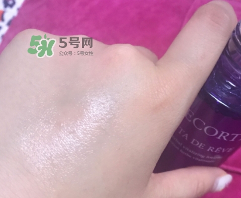 黛珂紫蘇水和cpb水磨精華哪個(gè)好？紫蘇水和cpb水磨搭配