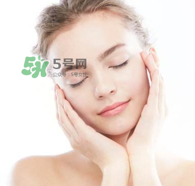 KANEBO嘉娜寶SKIN GLOSS OIL精華水價格_日本價格 KANEBO嘉娜寶SKIN GLOSS OIL精華水價格_日本價格