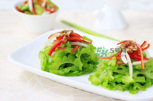 涼拌苦瓜怎么做不苦？苦瓜不苦了還有功效嗎？