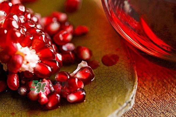 石榴不能和什么一起吃？石榴哪些人不能吃？