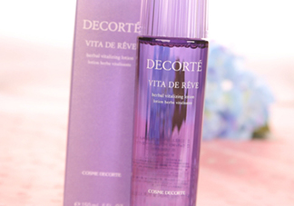 黛珂紫蘇水和sk2神仙水哪個(gè)好？紫蘇水可以和神仙水一起用嗎