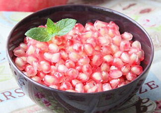 石榴怎么剝方便？怎么快速剝石榴？