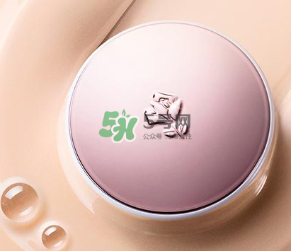 蘭蔻小粉盒怎么用？蘭蔻小粉盒使用方法