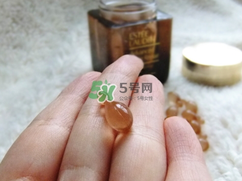 雅詩(shī)蘭黛小棕瓶安瓶膠囊怎么樣？雅詩(shī)蘭黛小棕瓶膠囊功效