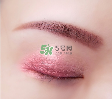 迪奧五色眼影畫(huà)法 迪奧五色眼影盤(pán)畫(huà)法