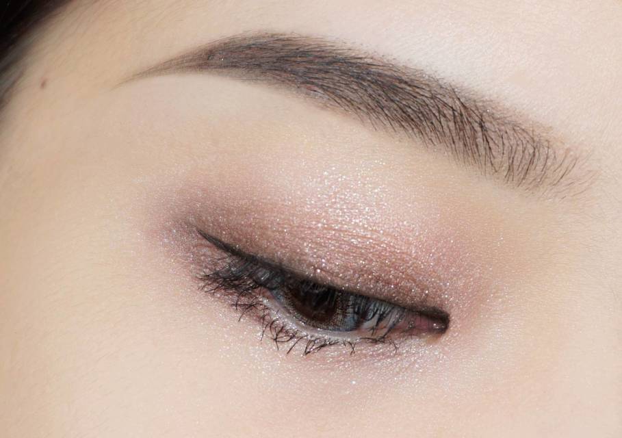 Kate骨干眼影新版試色及使用方法 Kate骨干眼影新版試色及使用方法