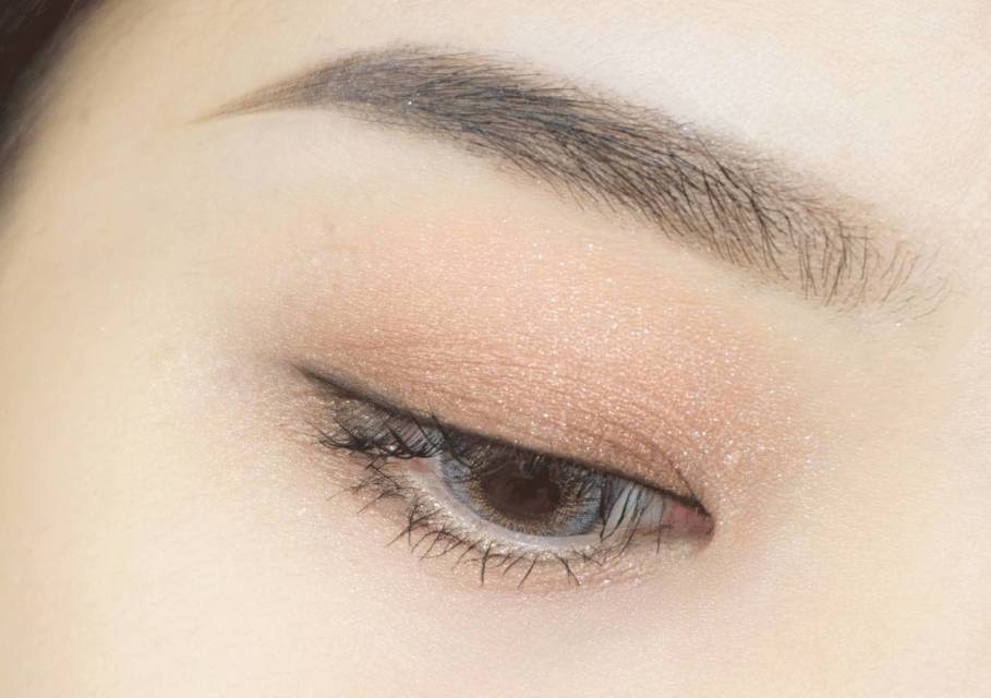 Kate骨干眼影新版試色及使用方法 Kate骨干眼影新版試色及使用方法