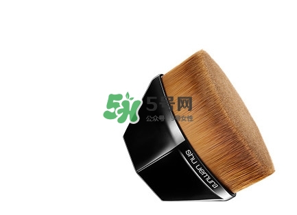 植村秀55號(hào)粉底刷好用嗎？植村秀55零刷痕粉底刷怎么用