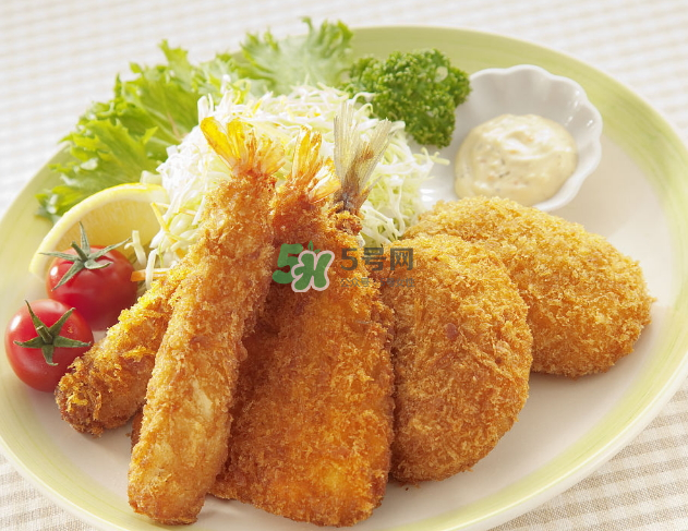 喝牛奶美白嗎？吃什么可以美白？