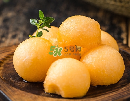 西州蜜瓜的熱量 吃西州蜜瓜會(huì)長胖嗎 西州蜜瓜的熱量 吃西州蜜瓜會(huì)長胖嗎