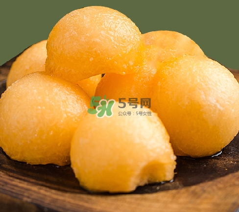 西州蜜瓜的熱量 吃西州蜜瓜會(huì)長胖嗎 西州蜜瓜的熱量 吃西州蜜瓜會(huì)長胖嗎