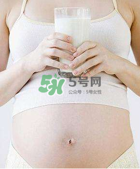 孕婦奶粉和普通奶粉的區(qū)別  懷孕必須喝孕婦奶粉嗎？